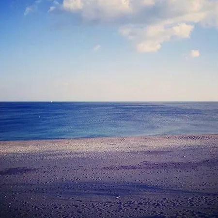 펜션 Homeholidays Mare 로칼루메라